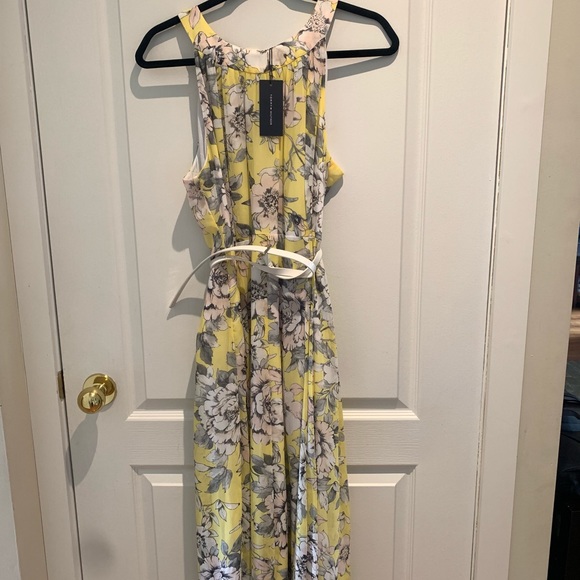 Spring Tommy Hilfiger dress with removable belt - Picture 2 of 4